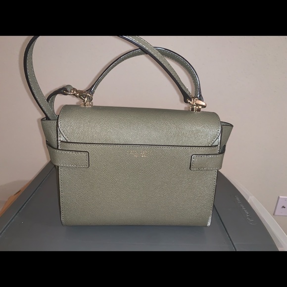Henri Bendel Crossbody! - Picture 3 of 4